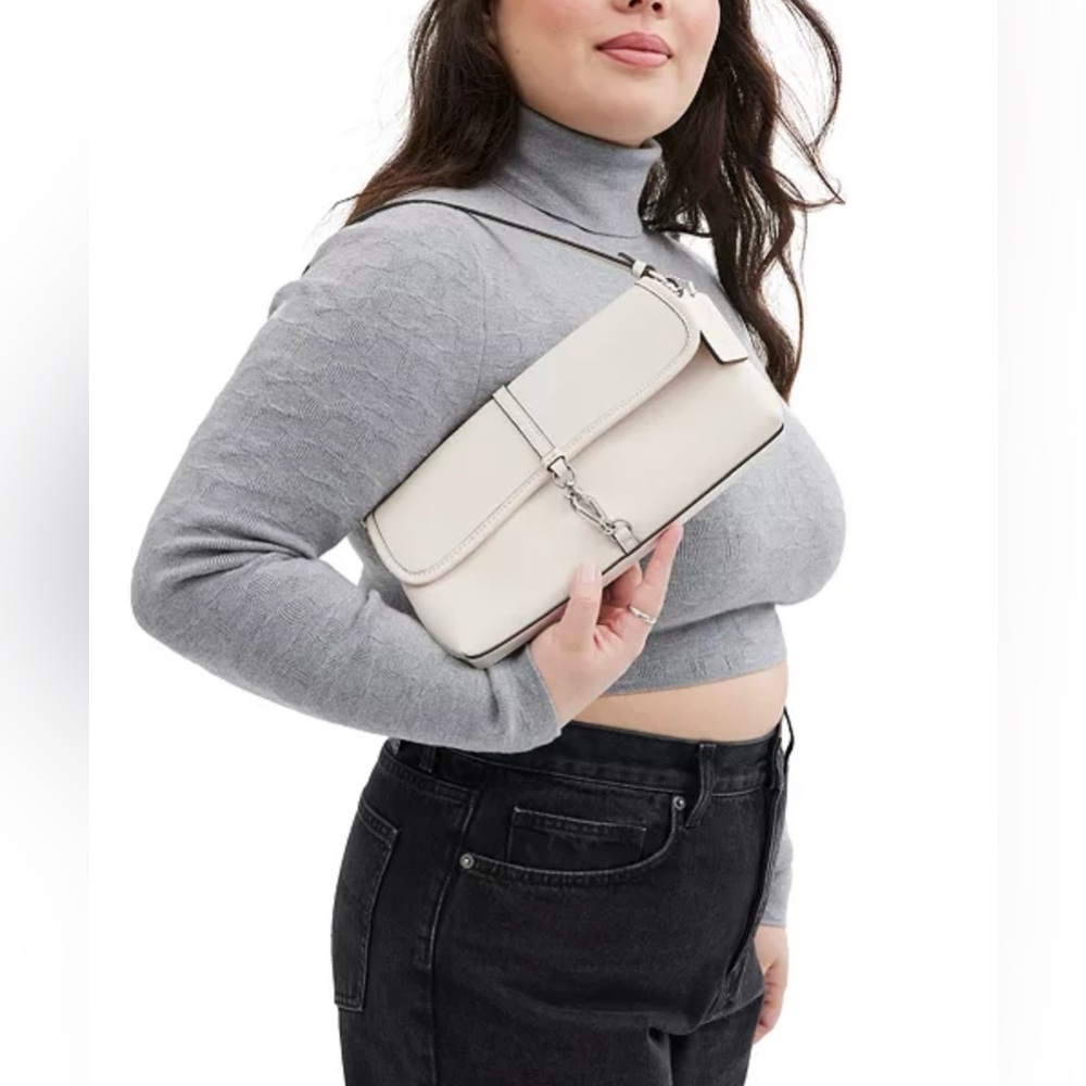 COACH NWT Hamptons Small White Leather Shoulder Bag with Flap Closure - Picture 7 of 10
